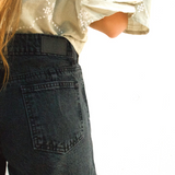 LIA SHORT